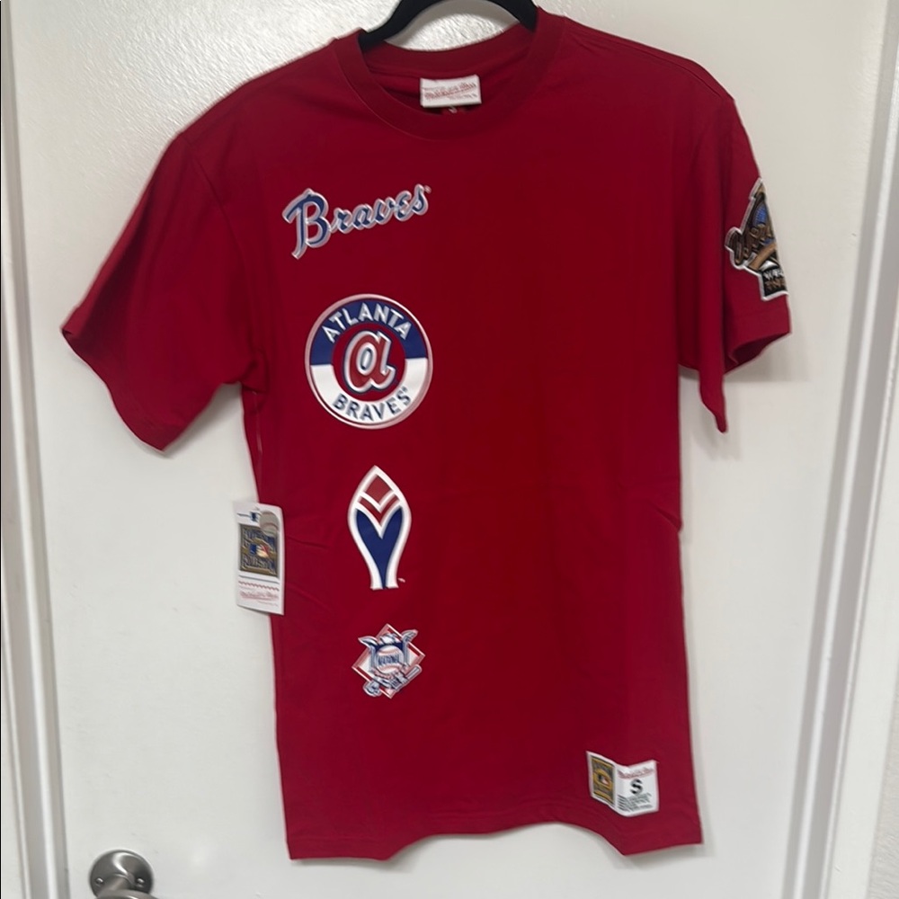 NWT Mitchell & Ness Atlanta Braves T-shirt